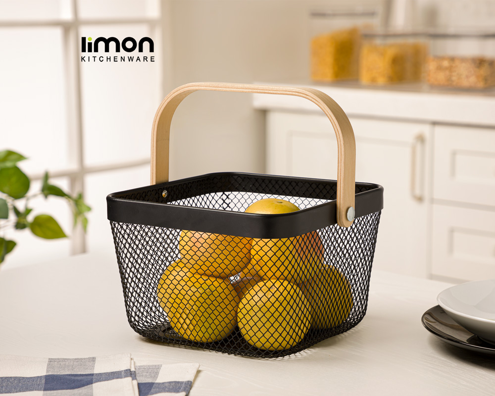 سبد فلزی مربع با دسته چوبی طرح بافت پلاسکو مهسین ، پلاسکو - رشت